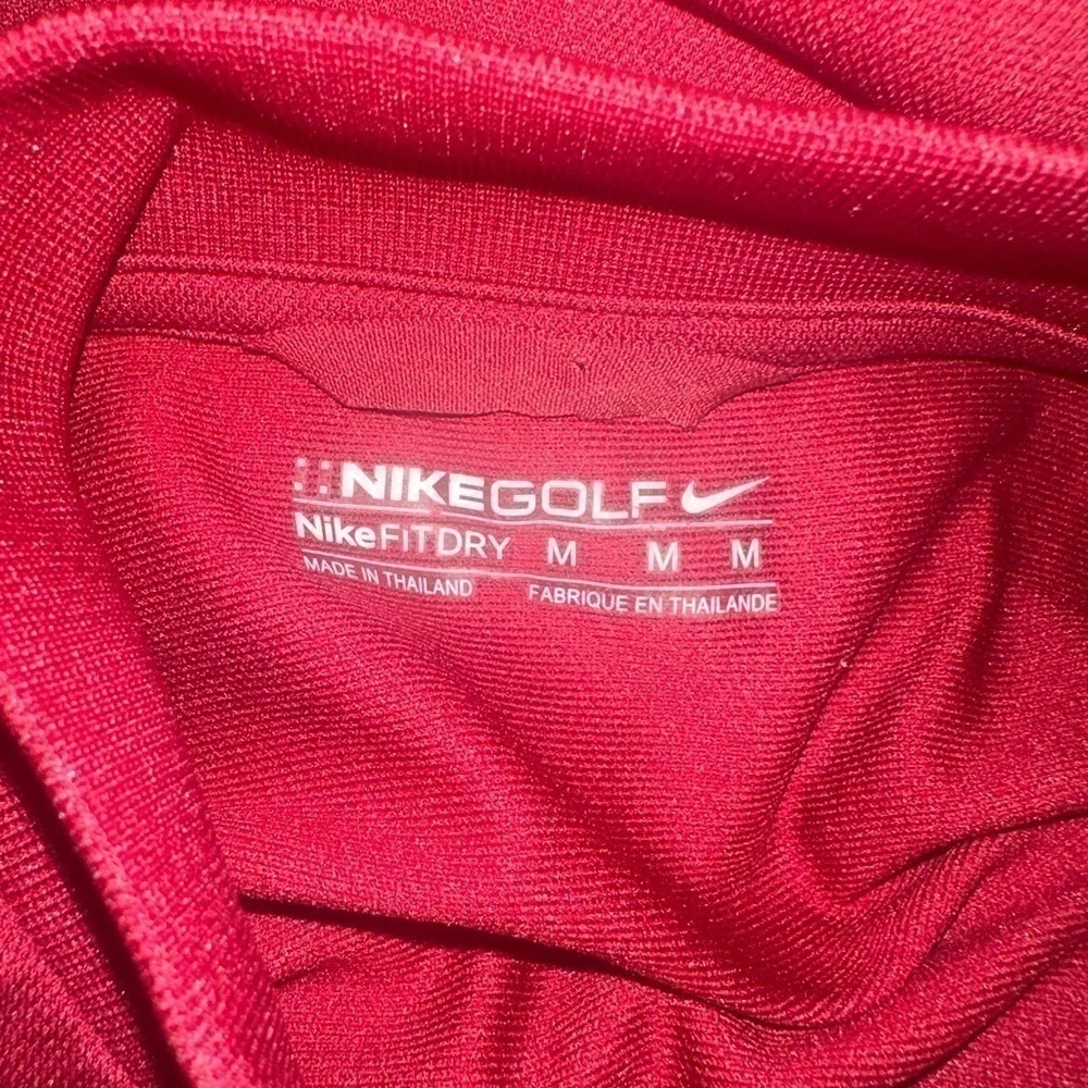 Men’s Nike Used Red Mock Long sleeve golf shirt size M medium